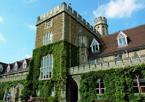 英国留学:生活环境较好的五所大学 英国留学:生活环境较好的五所大学